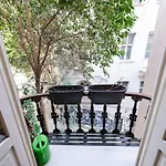 Lal Balkon דירה *